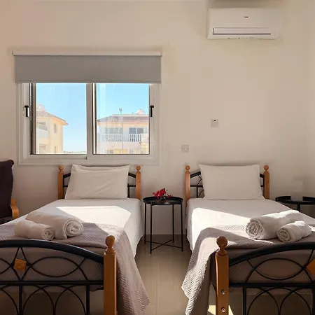 Lovely Home,kapparis,2 Swimming Pools,wifi *