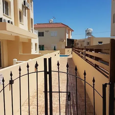 Lovely Home,kapparis,2 Swimming Pools,wifi