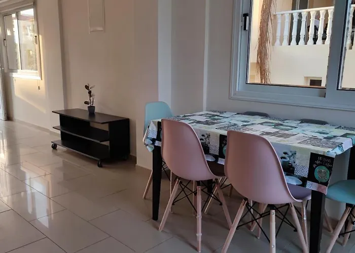 Nyaraló Lovely Home,kapparis,2 Swimming Pools,wifi