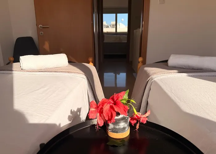 Lovely Home,kapparis,2 Swimming Pools,wifi Nyaraló