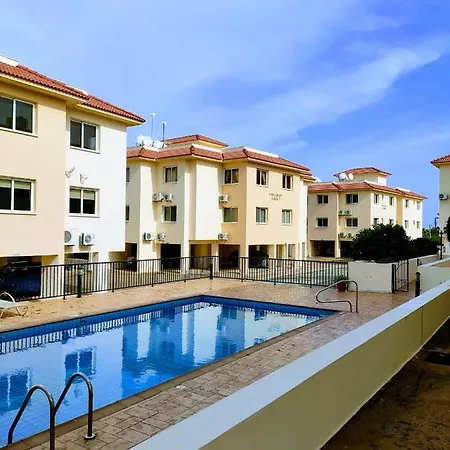 Lovely Home,kapparis,2 Swimming Pools,wifi Σπίτι διακοπών