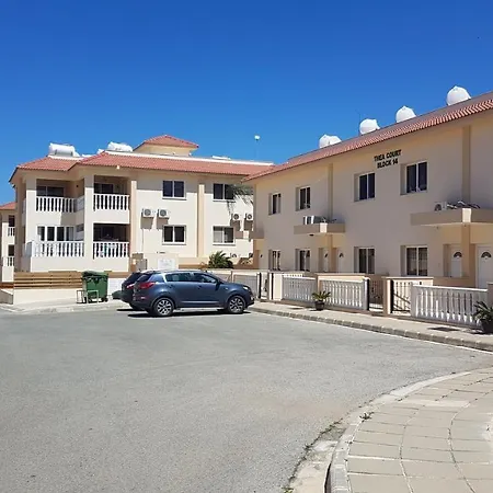 Lovely Home,kapparis,2 Swimming Pools,wifi Prázdninový dům Paralimni