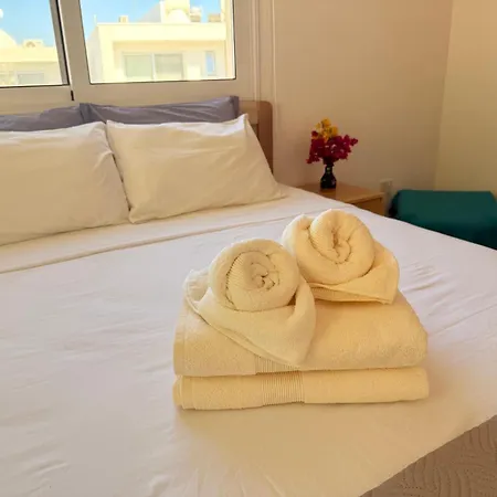 Lovely Home,kapparis,2 Swimming Pools,wifi