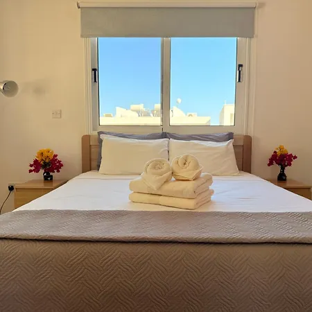 Σπίτι διακοπών Lovely Home,kapparis,2 Swimming Pools,wifi Παραλίμνι