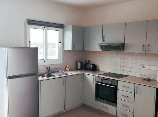 Lovely Home,kapparis,2 Swimming Pools,wifi Casa de Férias Paralimni