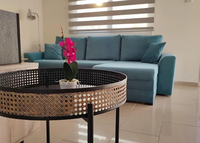 Lovely Home,kapparis,2 Swimming Pools,wifi Casa de Férias Paralimni