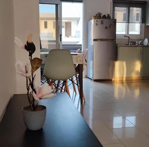 Lovely Home,kapparis,2 Swimming Pools,wifi