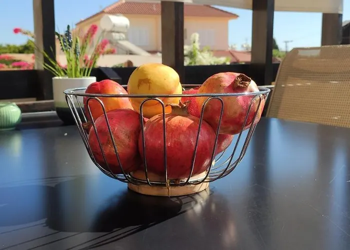 בית נופש Lovely Home,kapparis,2 Swimming Pools,wifi פאראלימני