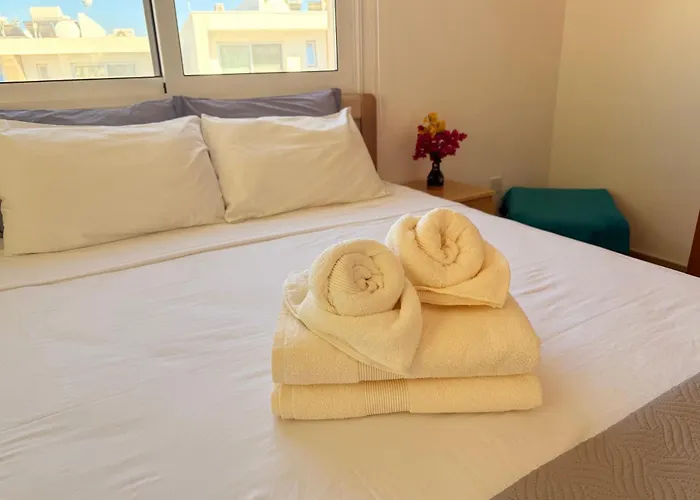 Lovely Home,kapparis,2 Swimming Pools,wifi