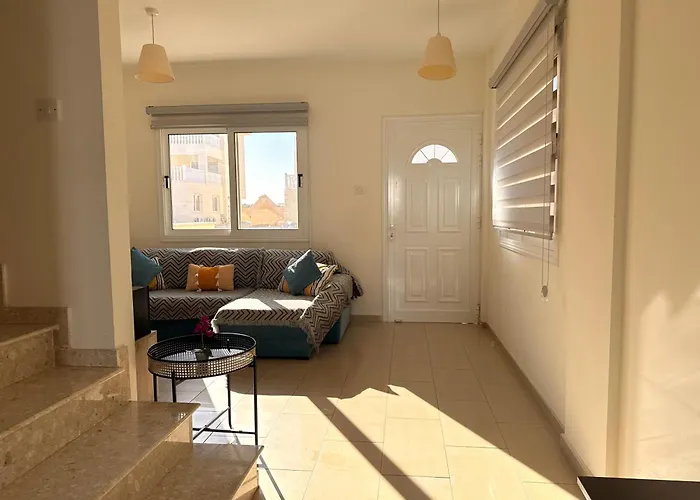 Lovely Home,kapparis,2 Swimming Pools,wifi Casa de Férias *