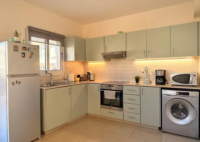 Lovely Home,kapparis,2 Swimming Pools,wifi Casa de Férias Paralimni