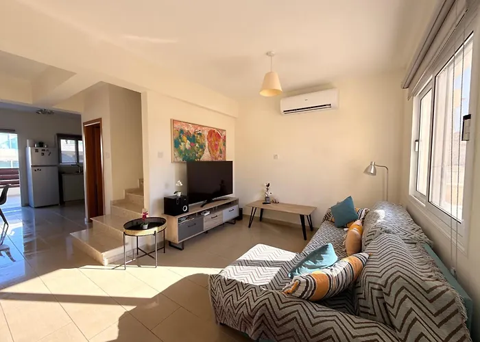 Lovely Home,kapparis,2 Swimming Pools,wifi *